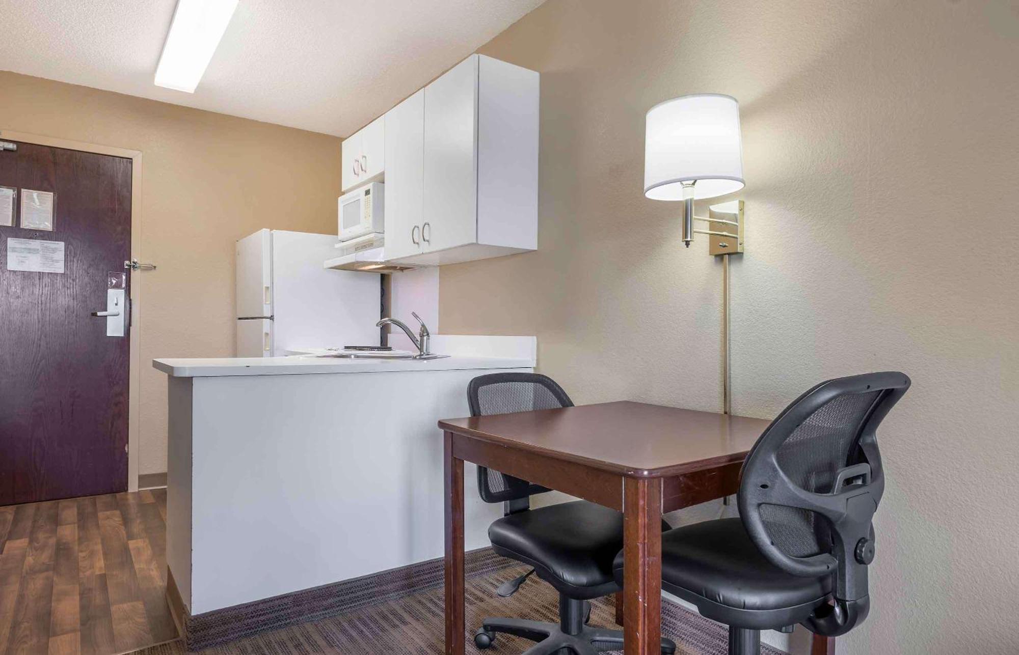 Extended Stay America Suites - Chicago - Romeoville - Bollingbrook Exterior photo